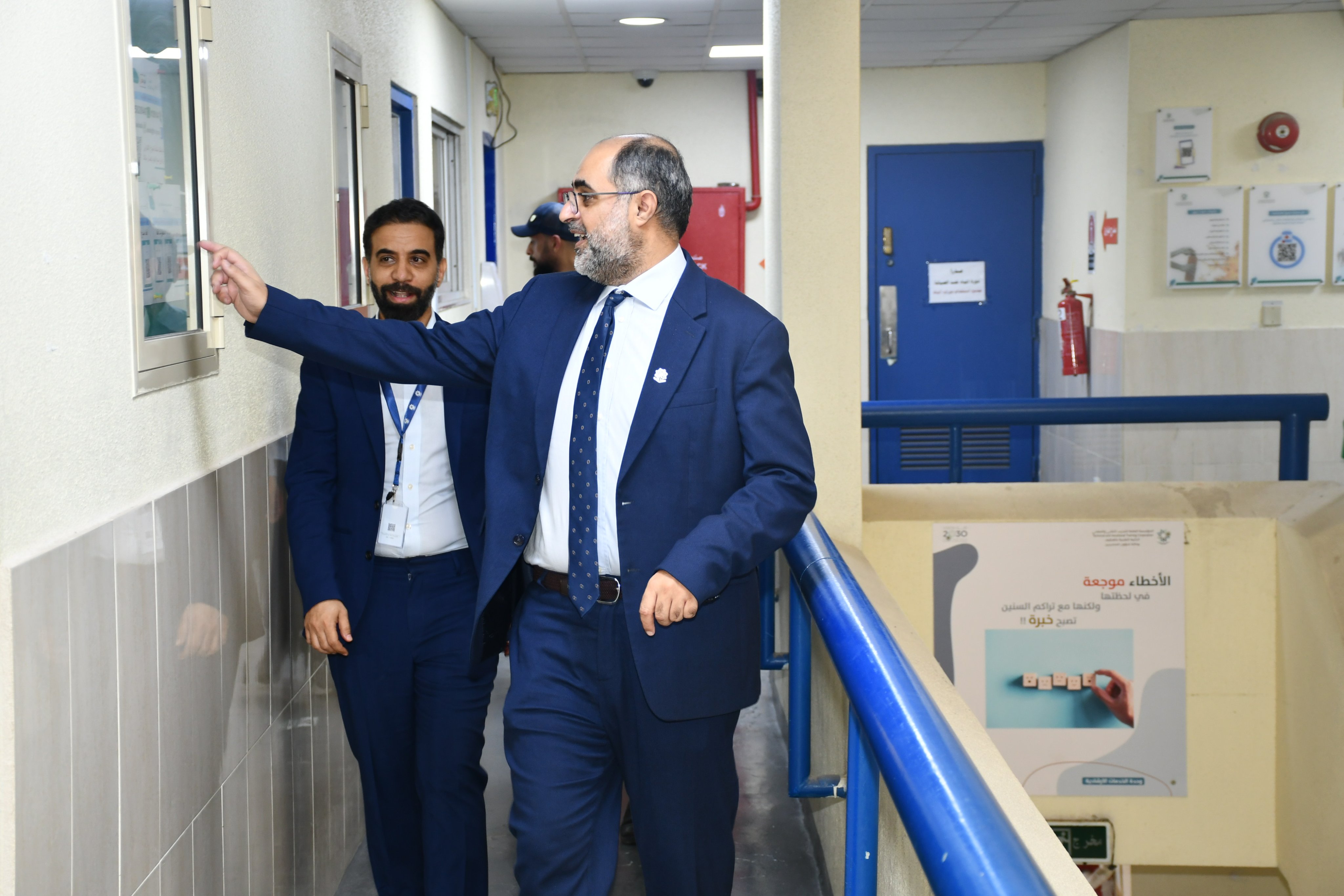 في جولة تفقدية لمدير الادارة العامة بالمنطقة للمبنى التدريبي بالكلية